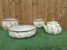 Load image into Gallery viewer, Pot Set And Kettle
