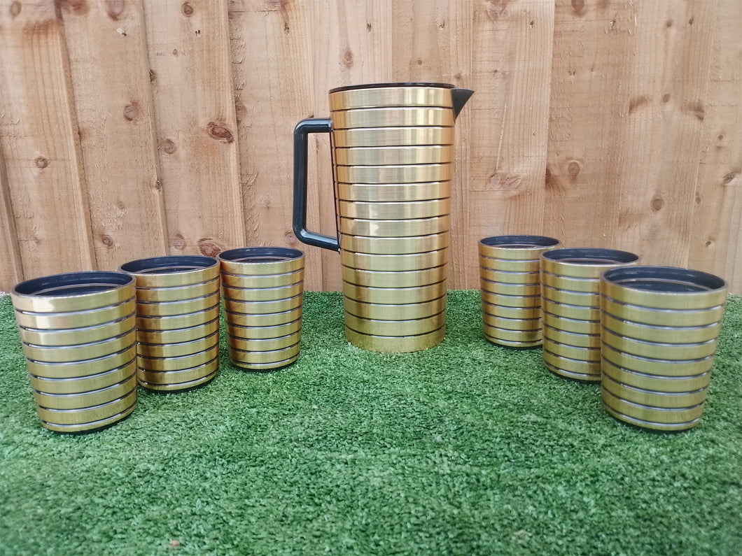 Gold jug Set - 6 cups