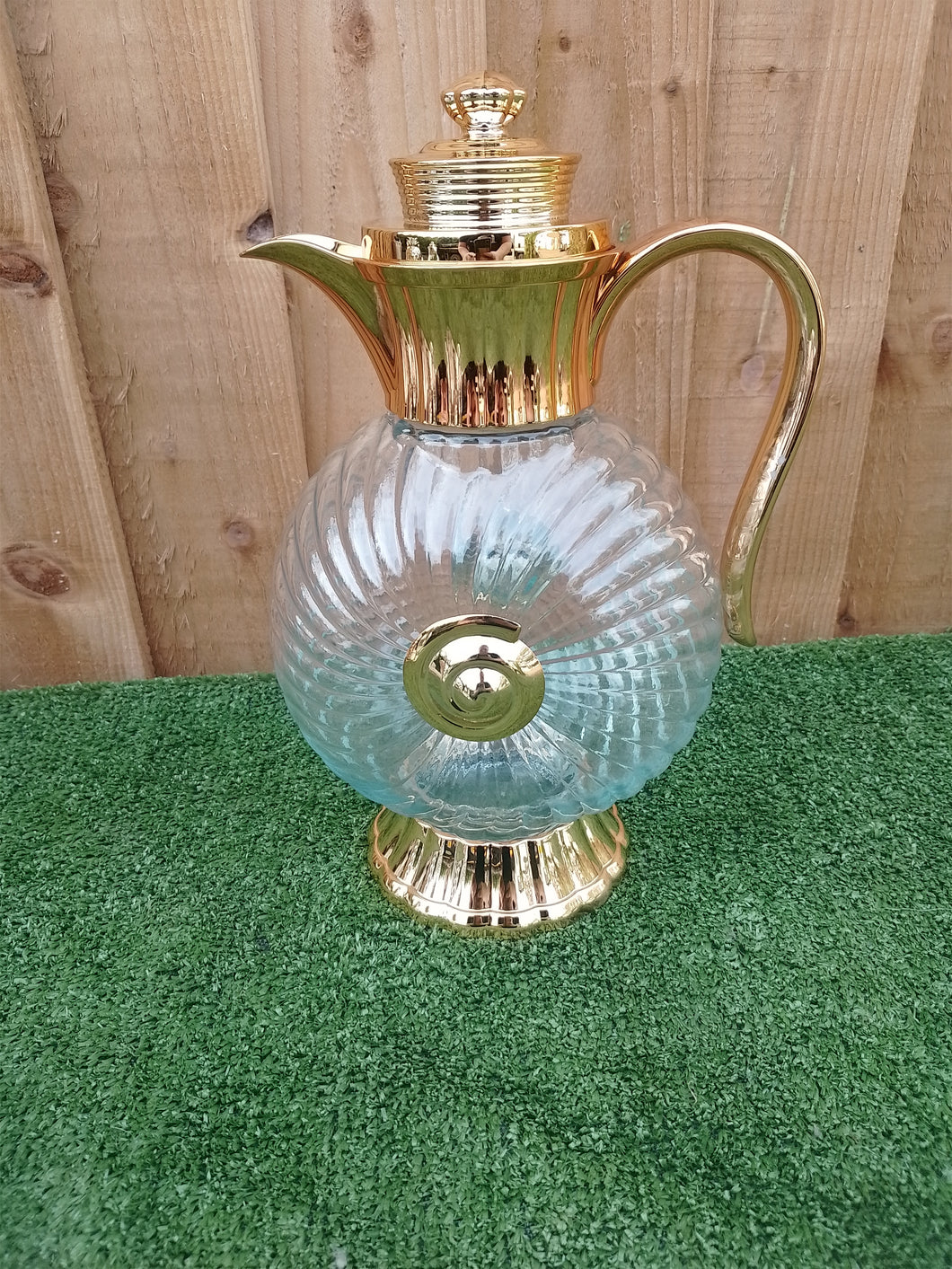 Gold Shell Jug 1.8ltr