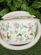 Load image into Gallery viewer, Metal Bowl Set Of 3
