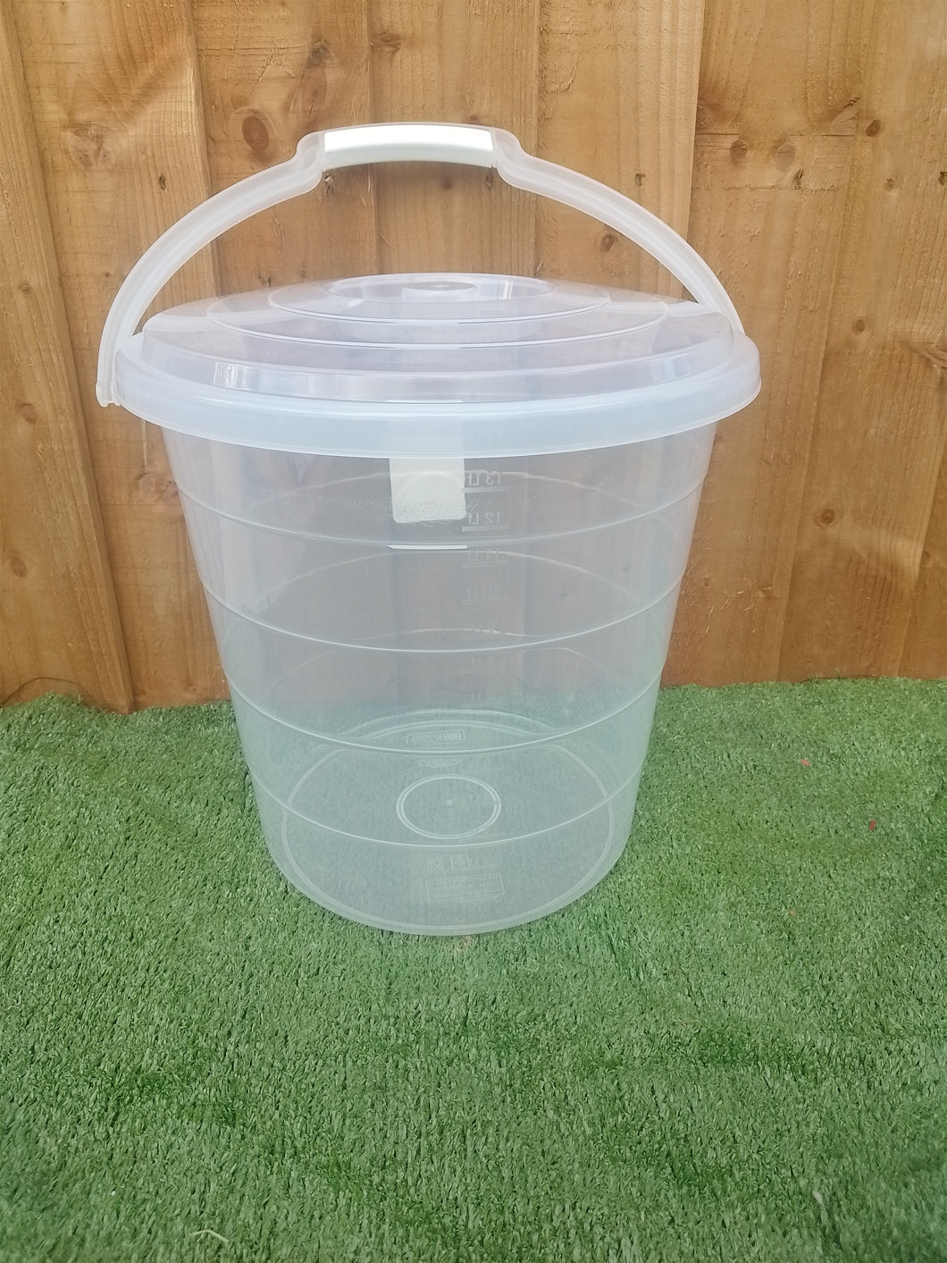 Clear Bucket With Lid 15 Ltr