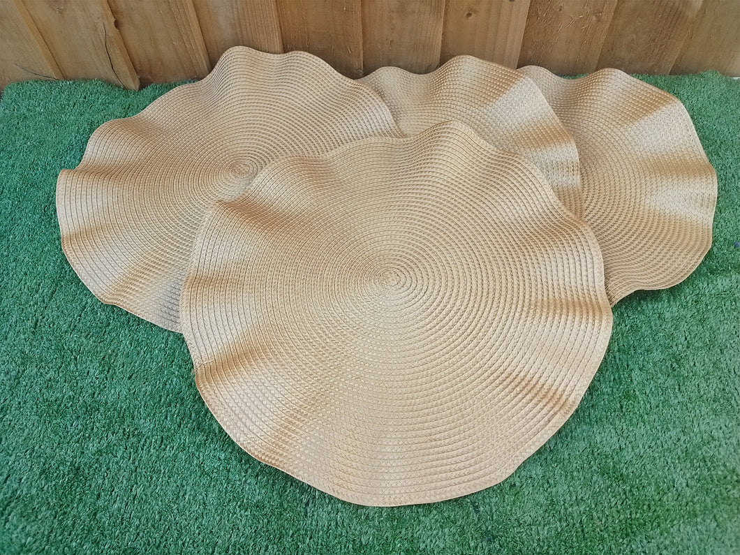 Gold Dubai Placemats x4