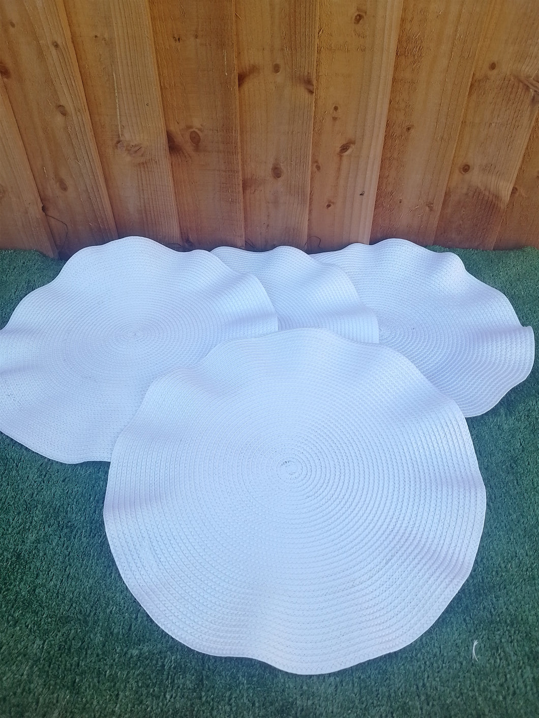 White Dubai Placemats x4