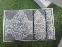 Load image into Gallery viewer, Grey Towel Set - bath Towel and 2 Hand Towels
